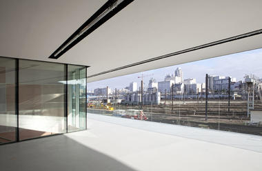 Gallery of Pajol Sports Centre  / Brisac Gonzalez  - 8