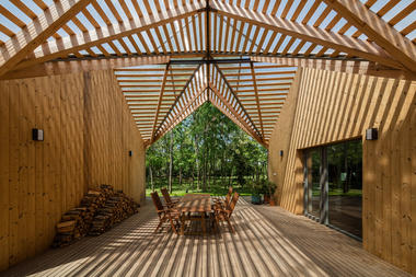 Wooden House / András Varsányi, Péter Pozsár, Norbert Vas