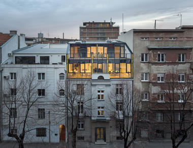 GV51 Penthouse Apartments / Ela Nesic + Danilo Nedeljkovic