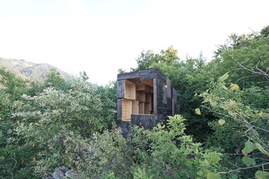 The Fortified Cavern / Clara Copiglia + Benjamin Lagarde + Tim Cousin