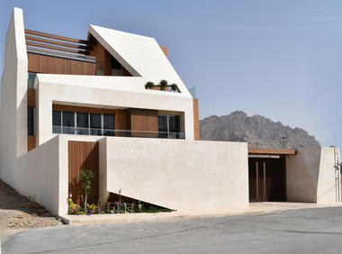 Kharand-House  / Hamed Tadayon, Mohammad Amin Davarpanah, Javad Roholoullahi 
