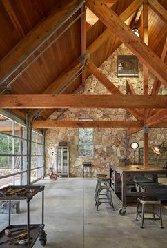 Barn at Critter Creek / Furman + Keil Architects