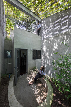 Breathing House / VTN Architects