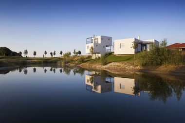 3×3 Family Houses / Endorfine Office