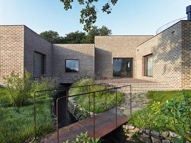 Creek House  / Tham & Videgård Arkitekter