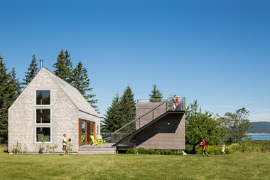 House on an Island / Elliott + Elliott Architecture