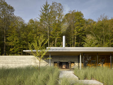 Casa da Piscina em Quebec / Mackay-Lyons Sweetapple Architects