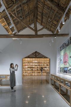 Gallery of 12-Bay Art School & Chin House / 3andwich Design / He Wei Studio  - 5