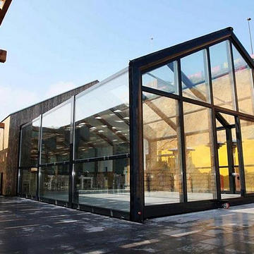 Gallery of FreeStanding Retractable Structures - 1