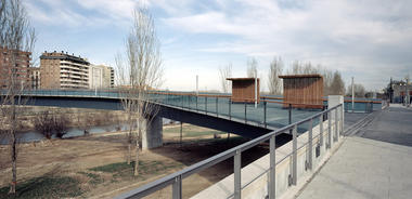 塞格雷河上的人行天桥 / Ravetllat Ribas Architects