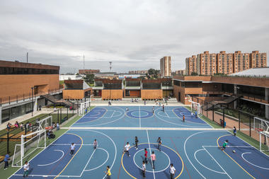 Colegio Distrital La Felicidad / FP arquitectura