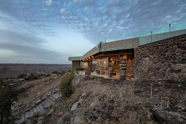 Gallery of Visitors Center Ein Keshatot - Umm el-Kanatir / Raz Architects  - 1