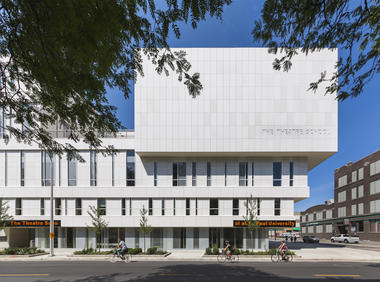 Gallery of The Theatre School, DePaul University / Pelli Clarke Pelli Architects  - 1