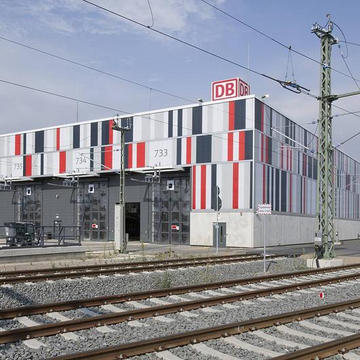 Translucent Facade in ICE Wartungshalle from Rodeca