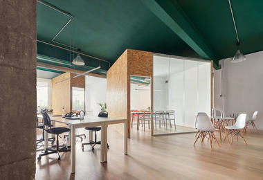 Gallery of Poblenou Office / estudio COA  - 1