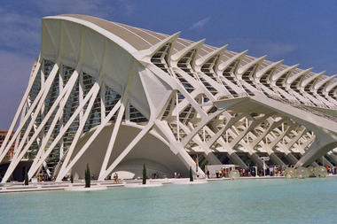 Anthony Saroufim captura las estructuras de Santiago Calatrava en la Ciudad de las Artes y las Ciencias