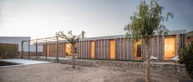 Gallery of AA House / Alventosa Morell Arquitectes   - 4