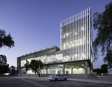 BioEngineering Center / Studio de Arquitectura y Ciudad