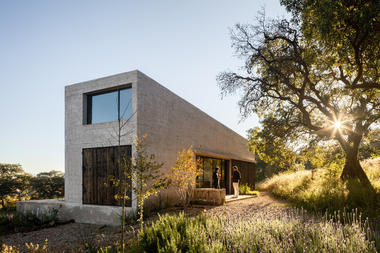 Gallery of Aculco House  / PPAA Pérez Palacios Arquitectos Asociados  - 1