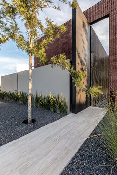 Gallery of Mariana House / Javier Corvalán + Laboratorio de Arquitectura  - 4
