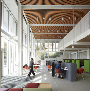 Gallery of Teaching and Learning Building / Make Architects  - 9