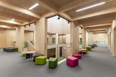 芬兰木屋学校 / ALT Architects + Architecture Office Karsikas