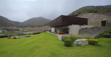 Galería de Casa Topo / Martin Dulanto Arquitecto  - 12