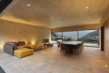 Galería de Casa Topo / Martin Dulanto Arquitecto  - 15