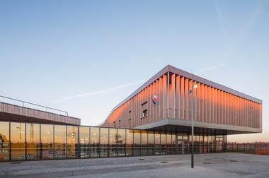Galería de Complejo escolar en Serris  / Ameller, Dubois & Associés  - 21