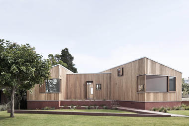 Gallery of Three Piece House / TRIAS  - 1