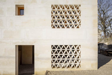 Galeria de Casa Maison Individuelle / Perraudin Architectes  - 24