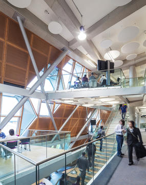 Galería de Universidad de Coventry, Facultad de Ingeniería y Computación / Arup Associates  - 3