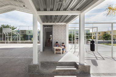 Galería de CANCHA  / Rozana Montiel | Estudio de Arquitectura  - 13