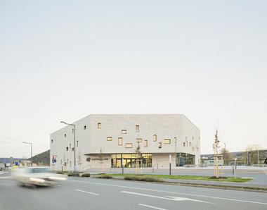 Lohr am Main 市民中心 / Bez+Kock Architekten