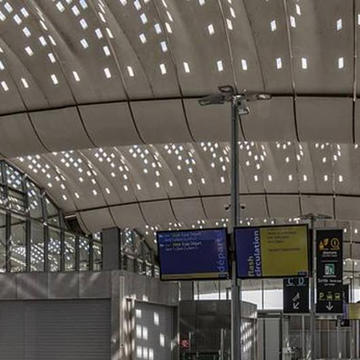 UHPC Roofing of Montpellier TGV Station from Ductal®