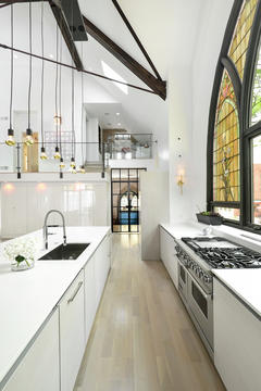 Gallery of Rethinking Sacred Spaces for New Purposes  - 8