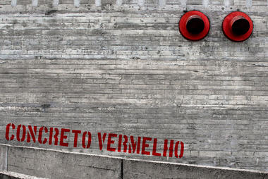 Ensaio fotográfico “Sesc Pompeia, Concreto Vermelho – 2013”