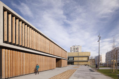 Galería de Centro Cultural, Educativo y Escuela / Marjan Hessamfar & Joe Vérons Architectes  - 2