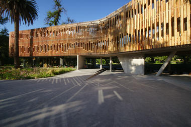 公园与住宅 ‘Las Majadas de Pirque’ / Lyon Bosch Arquitectos
