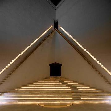Galería de Clásicos de Arquitectura: Casa de Retiro Espiritual / Emilio Ambasz  - 12