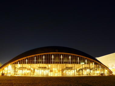 Galeria de Clássicos da Arquitetura: Auditório Kresge / Eero Saarinen and Associates  - 8