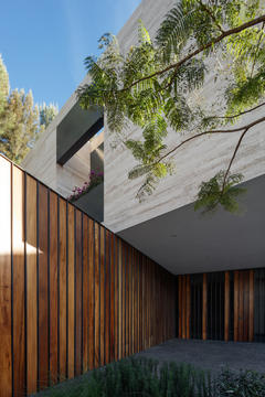 Gallery of Casa Guerrero / TACHER ARQUITECTOS  - 3