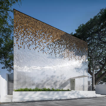 Gallery of Little Shelter Hotel / Department of Architecture  - 7