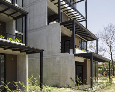 Edificio qalma / Carazo Arquitectura