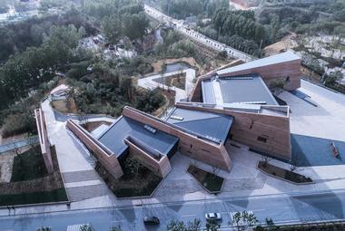 Gallery of Zhengzhou Jianye Football Town Tourist Center / SHUISHI  - 1