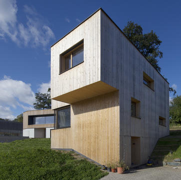 House Under Oaks 2 / Juri Troy Architects