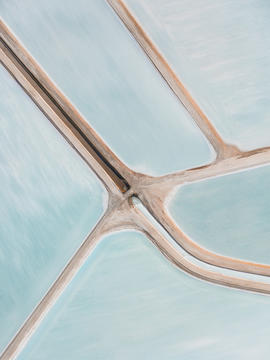 Galería de La belleza de los paisajes de sal marina vistos desde el cielo  - 9