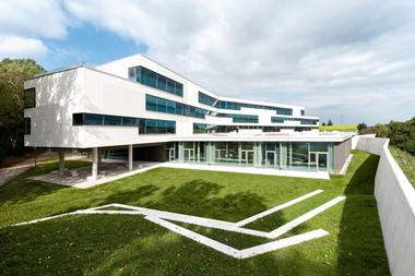 Galería de Escuela Secundaria The New Ergolding / Behnisch Architekten + Behnisch Architekten & Architekturbüro Leinhäupl + Neuber  - 3