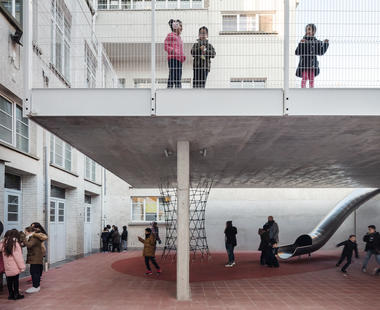 Arcen Ciel学校，闹市中的成长空间 / Label Architecture