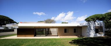 Vivienda unifamiliar en Chiclana de la Frontera / Sursuroeste arquitectos